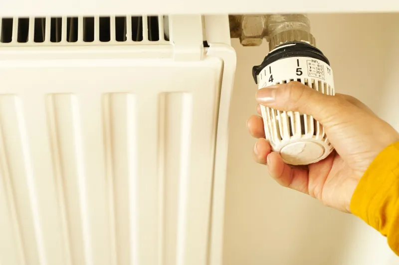 Suffering in Silence: The Unspoken Thermostat Diplomacy Holding British Homes Together